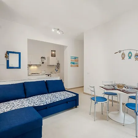Apartment Modern White With Ac And Balcony Monterosso al Mare